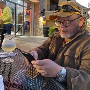 Meet your Posher, Victor